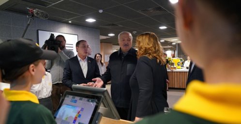 Лукашенко предложил расширить сеть ресторанов "Мак.бай" и в районных центрах