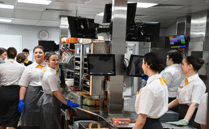 Лукашенко предложил расширить сеть ресторанов "Мак.бай" и в районных центрах 5